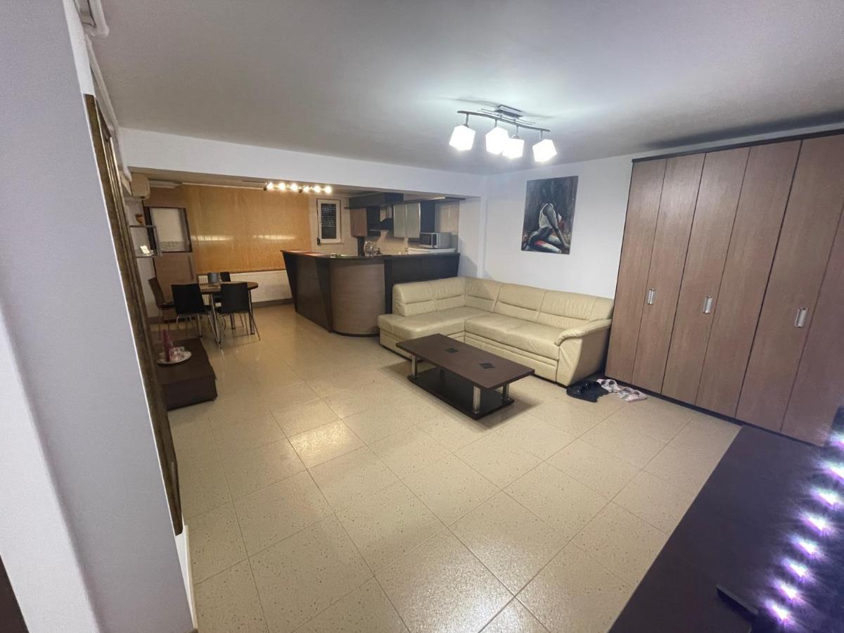 Delize Rent Mamaia Apartment Luaran gambar